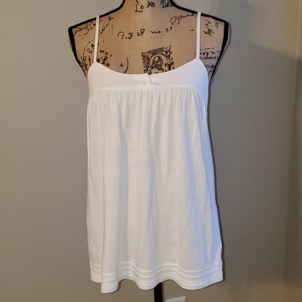 Tank top.